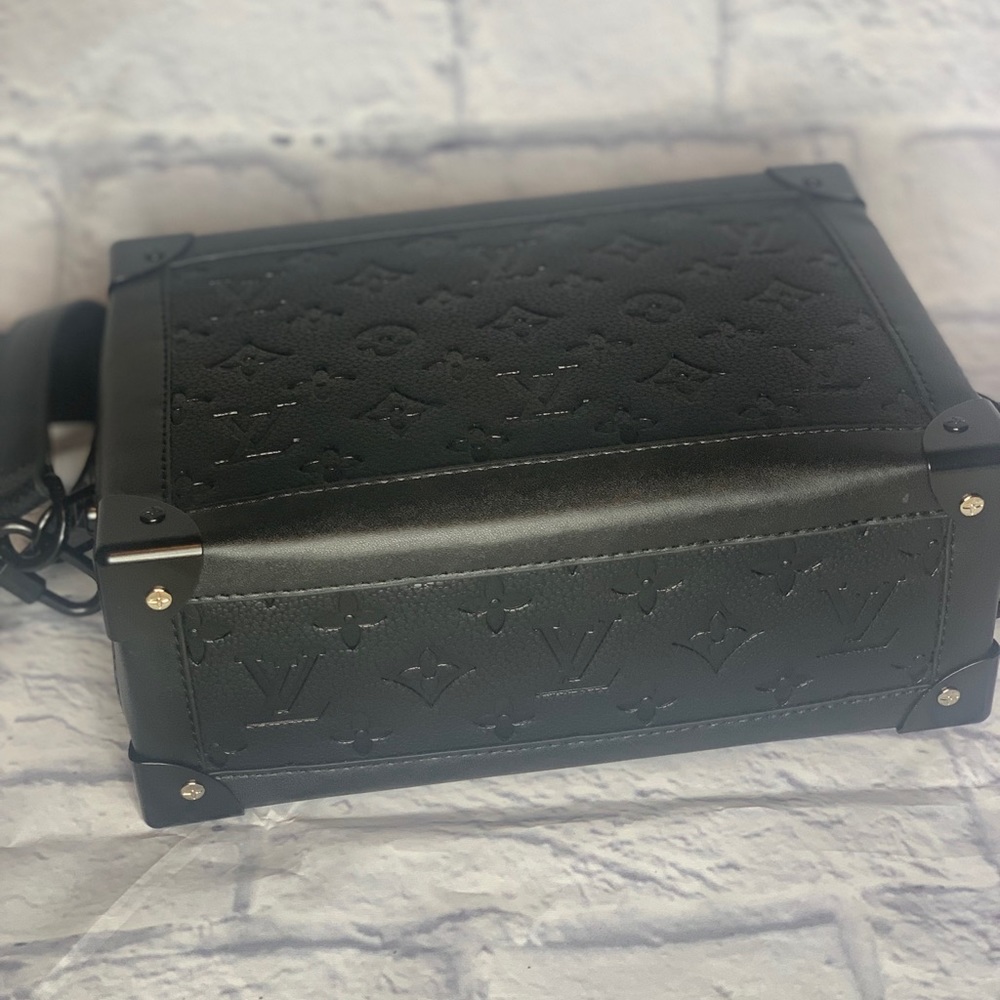 Soft trunk bag